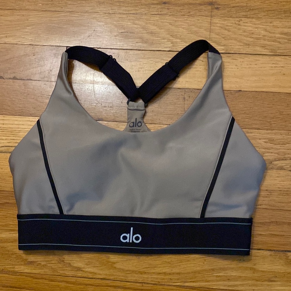 Alo sports bra